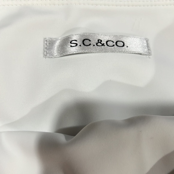 S.C. & Co Skort size medium. - Picture 3 of 9